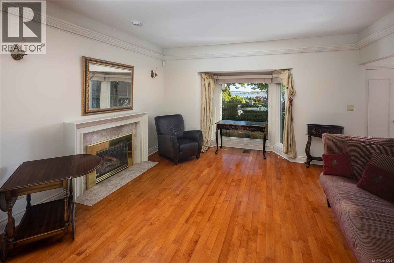  1632 Beach Drive, Oak Bay