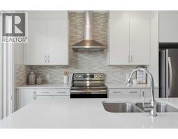 21 Howse Street NE - photo 12