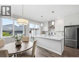 21 Howse Street NE - photo 13