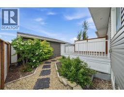 21 Howse Street NE - photo 41