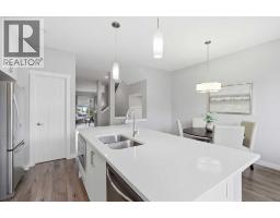21 Howse Street NE - photo 9