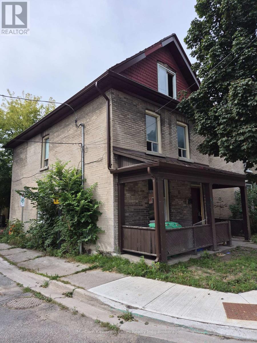 467 ALBERT STREET - 17