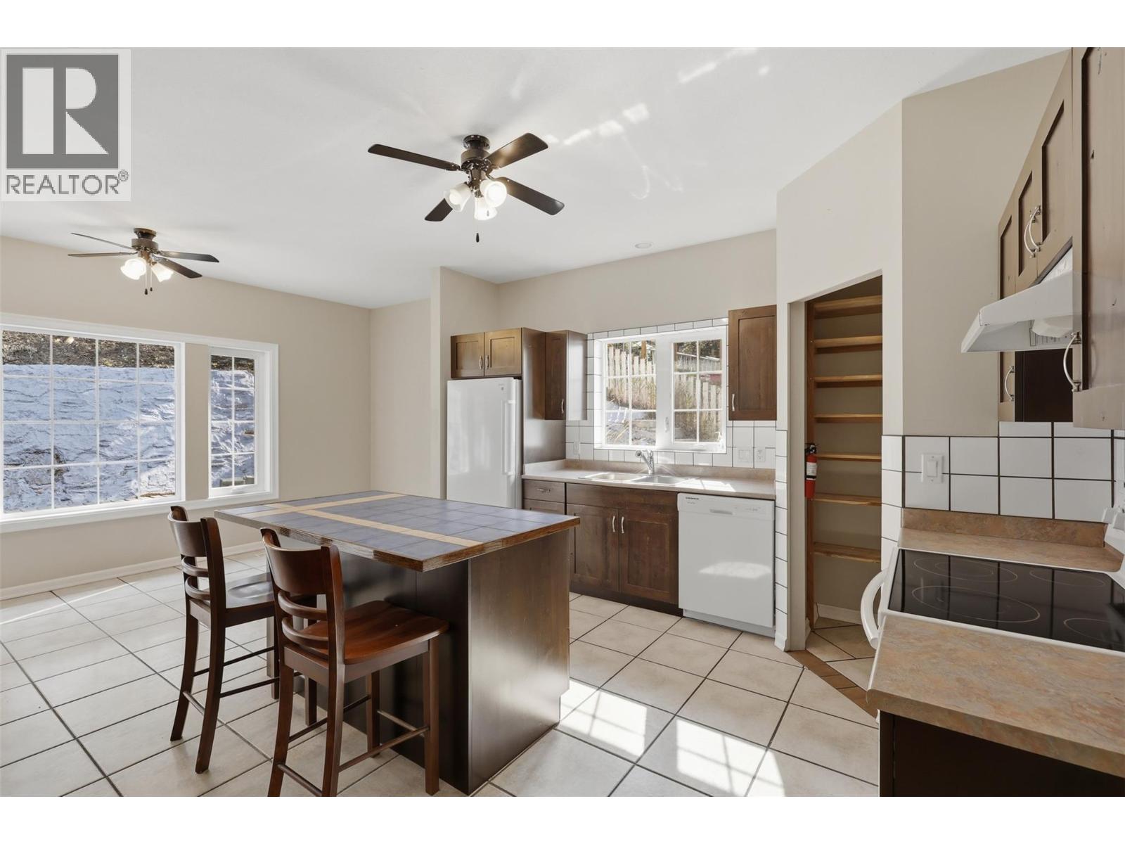 363 POPLAR Drive - Image 12