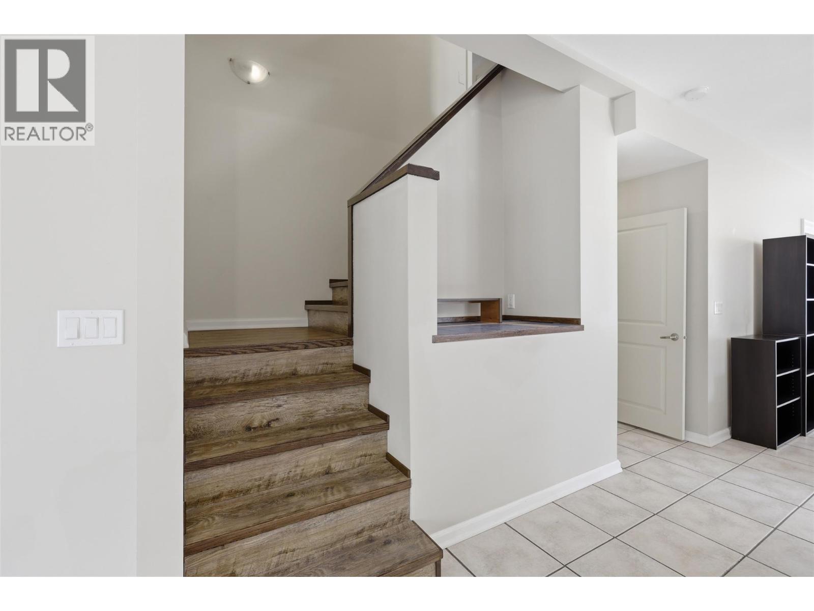363 POPLAR Drive - 26