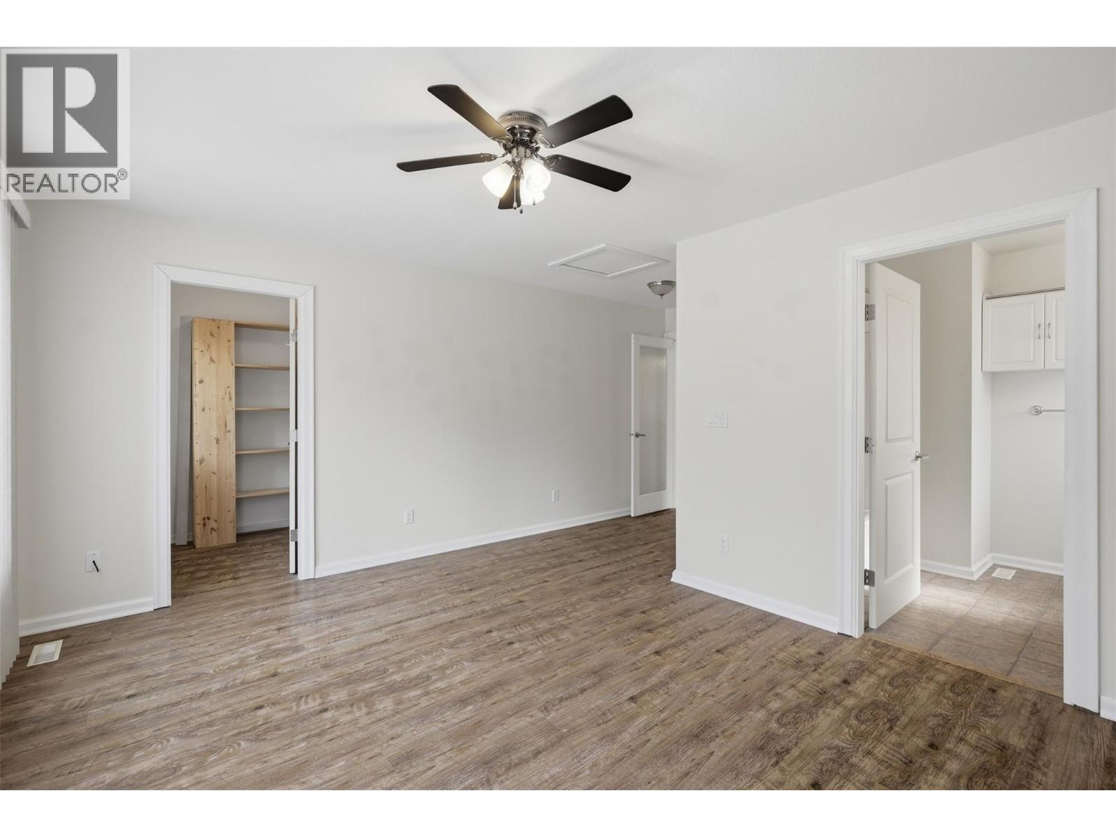 363 POPLAR Drive - Image 29
