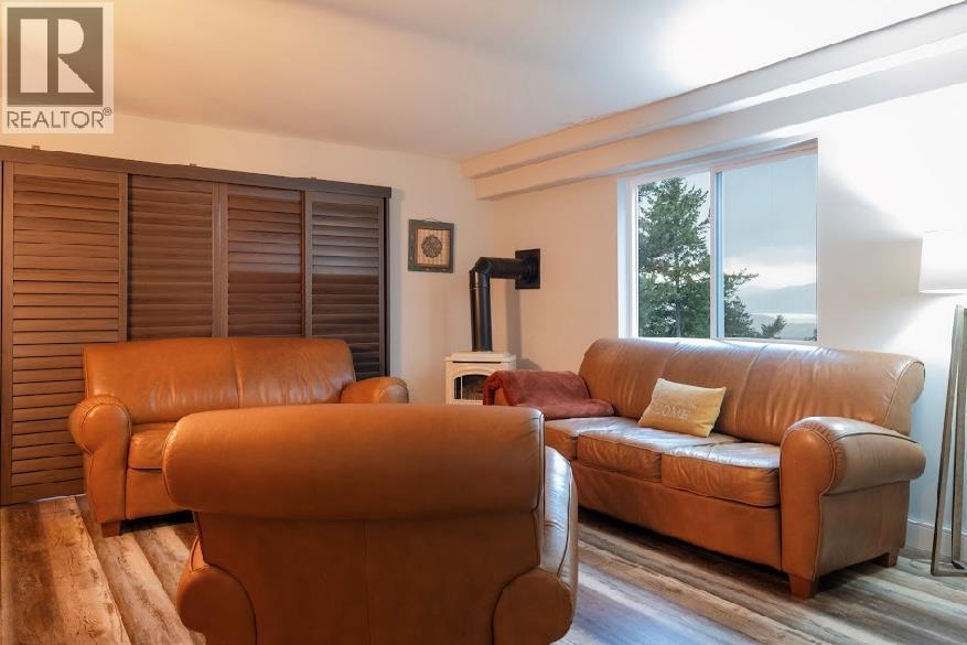5700 Ranch Road, Vernon