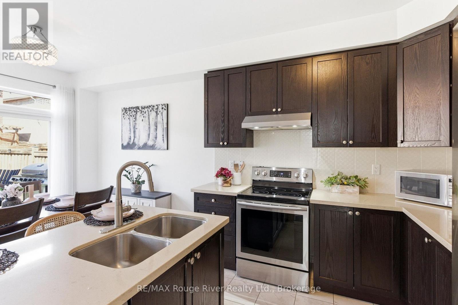 84 FRED JACKMAN AVENUE - Image 14