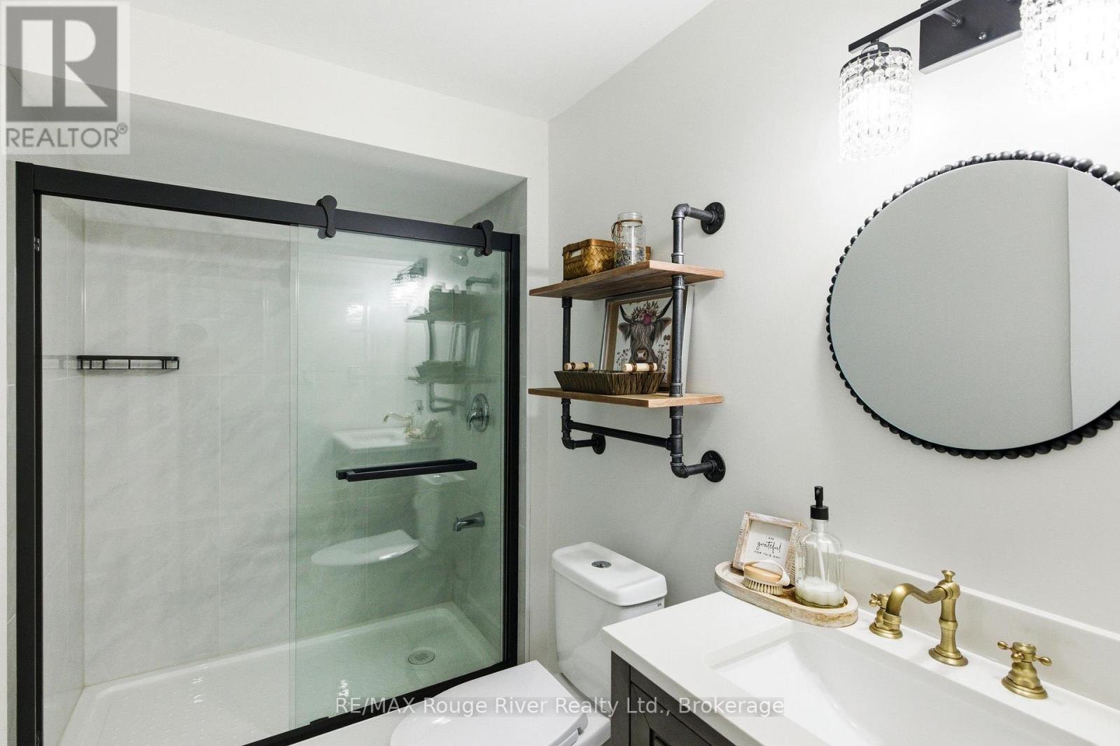84 FRED JACKMAN AVENUE - Image 33