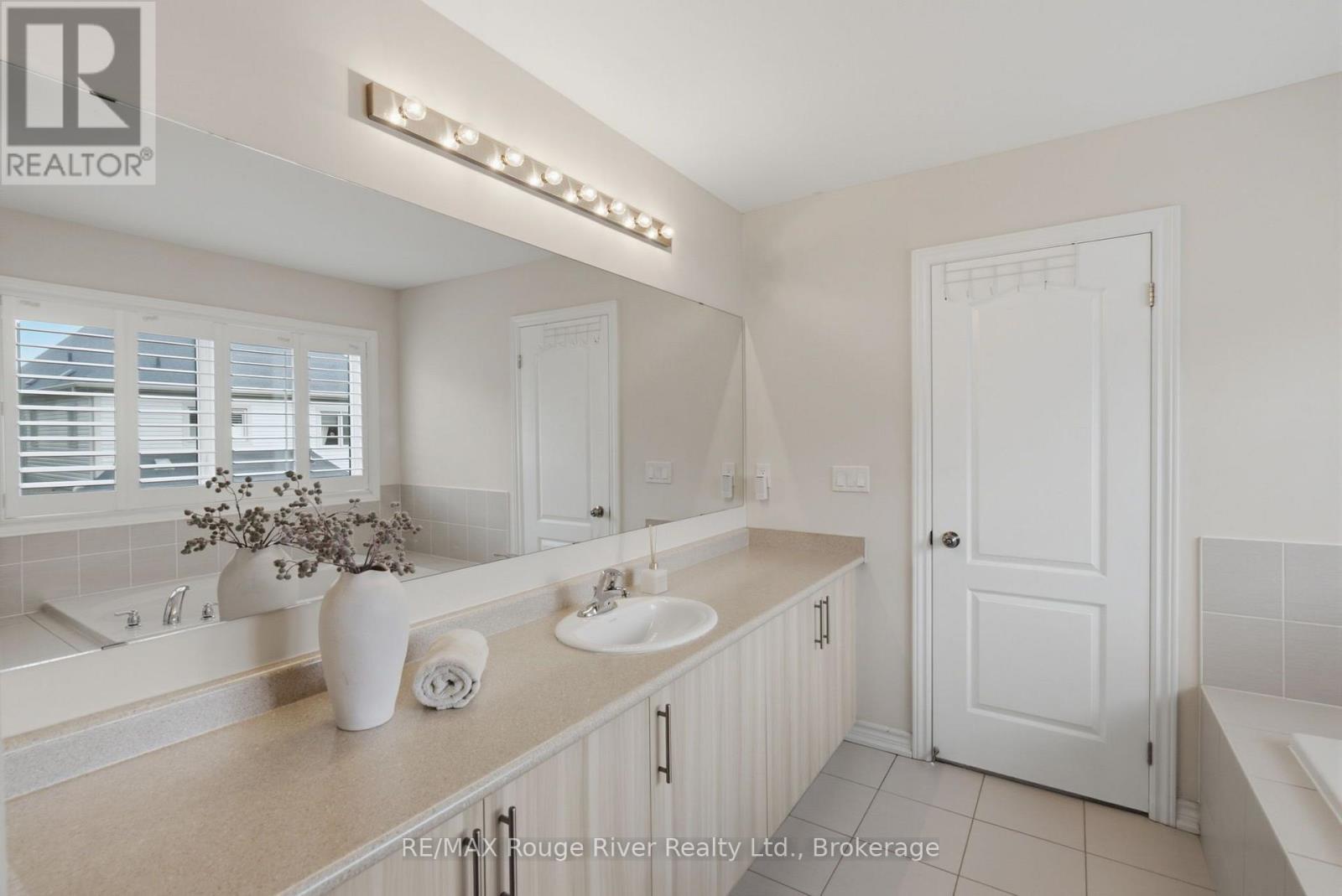 1220 RONALD INCHE DRIVE - 29