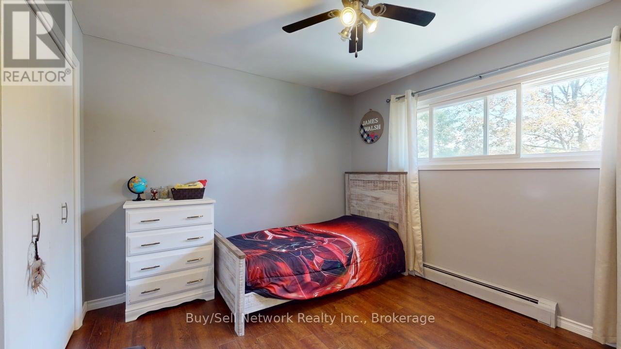 946 8TH LINE - Image 15