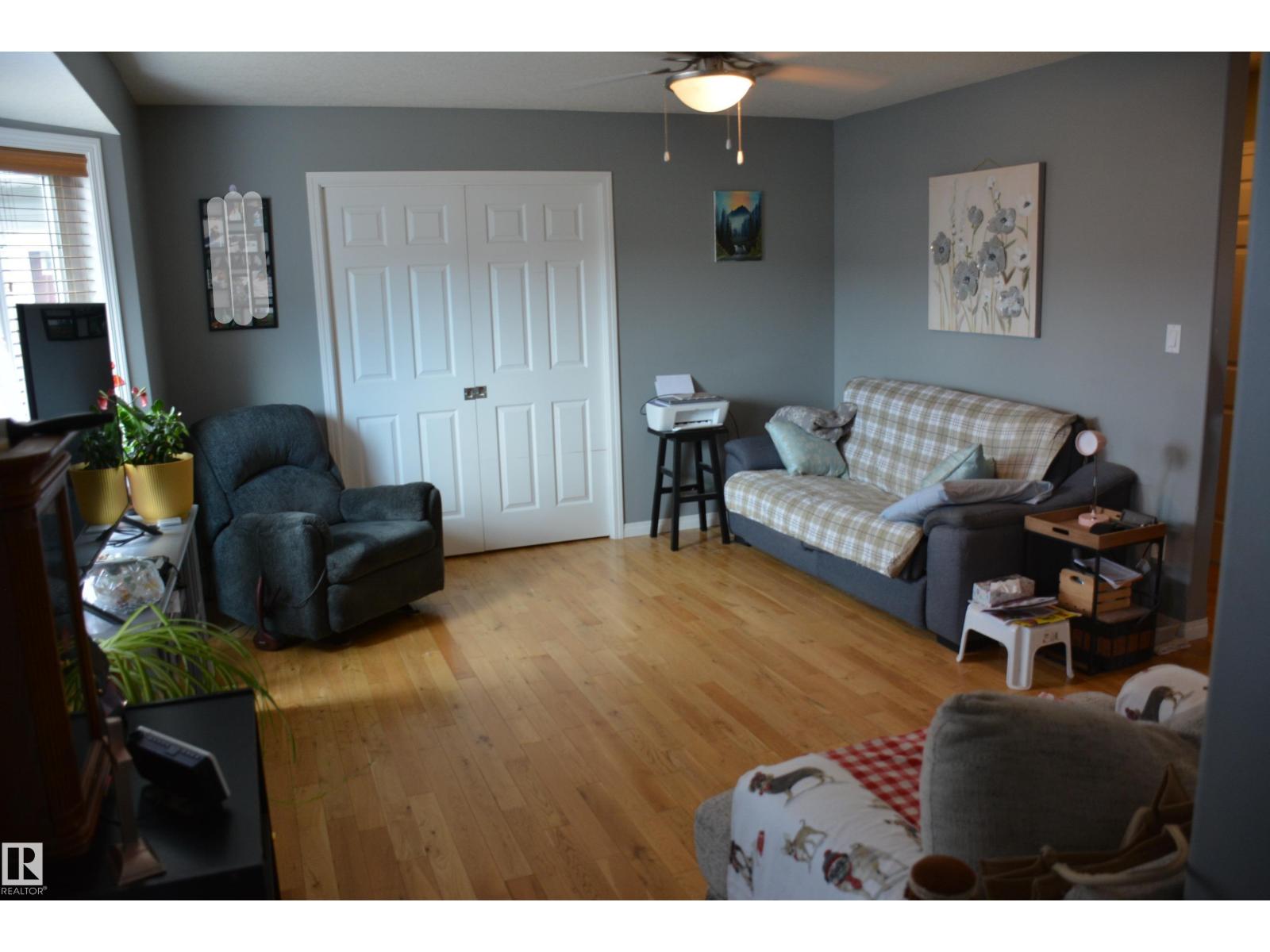 #5 5831 46 ST - Image 17