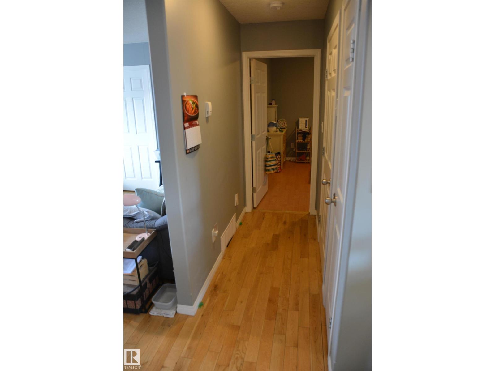#5 5831 46 ST - Image 18
