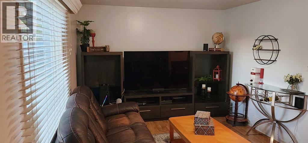 5111 53 Street - Image 8