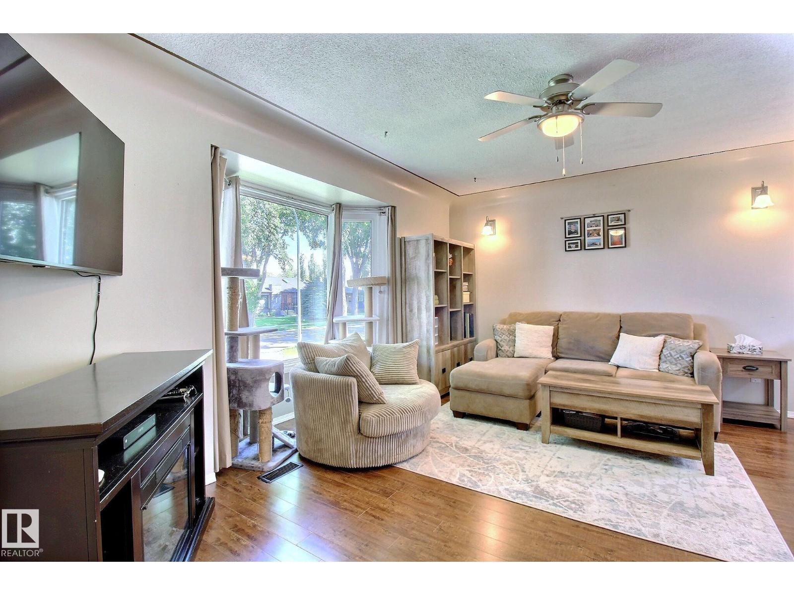 9743 65 AV NW - Image 7