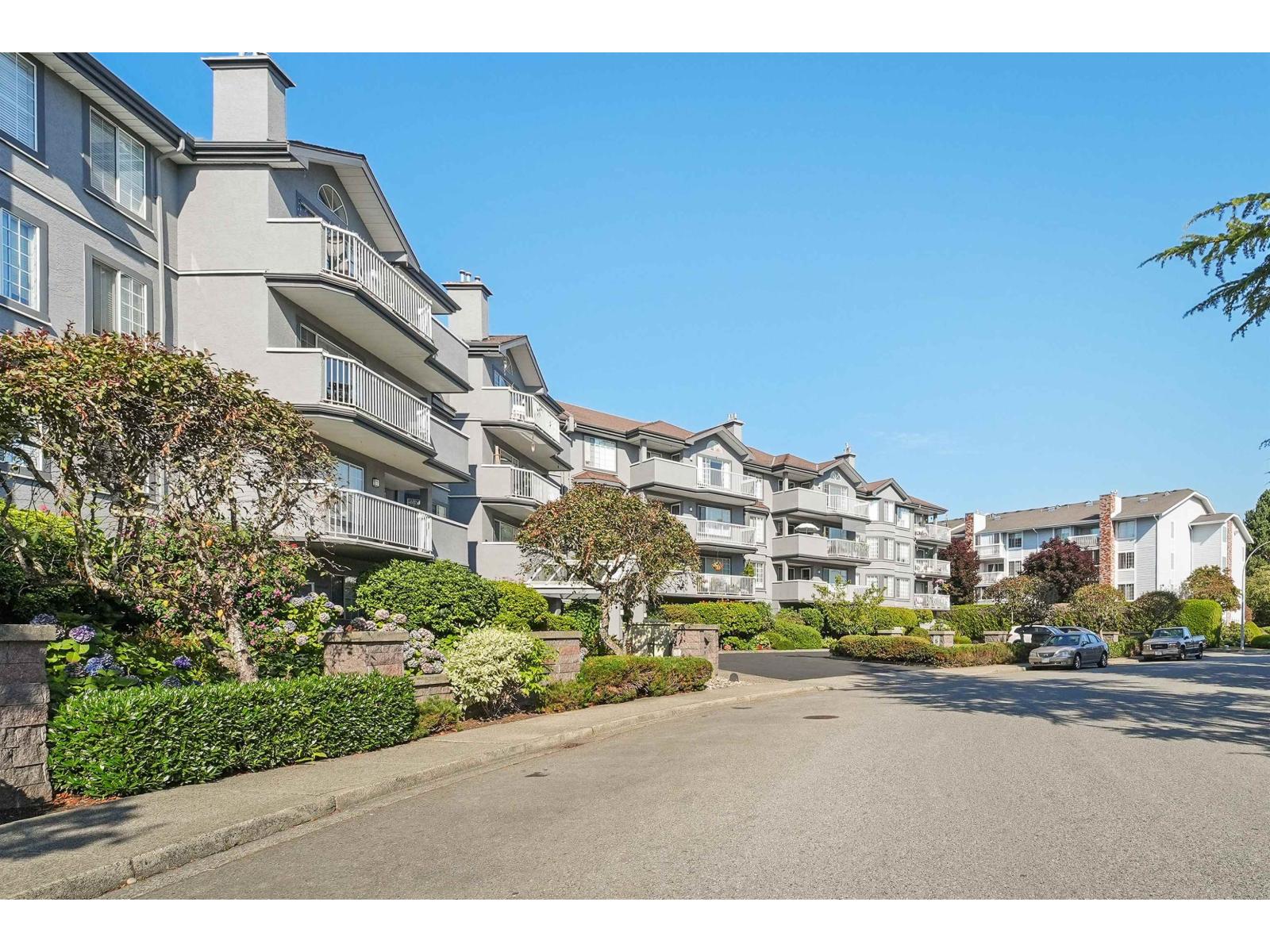 311 5375 205TH STREET, Langley