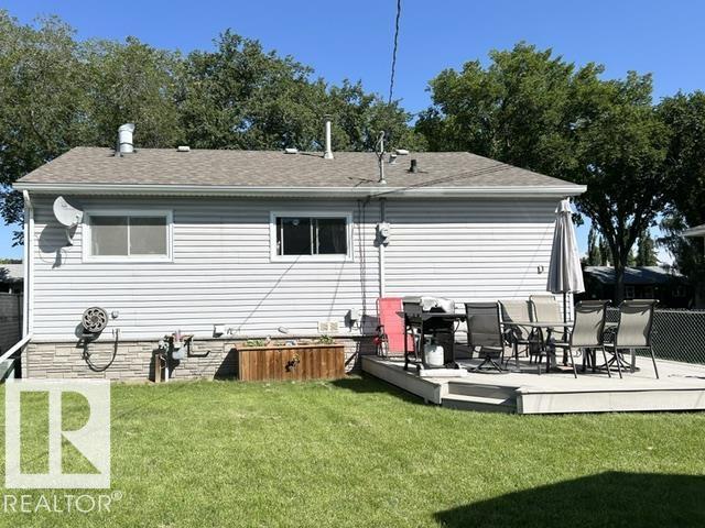9743 65 AV NW - 37