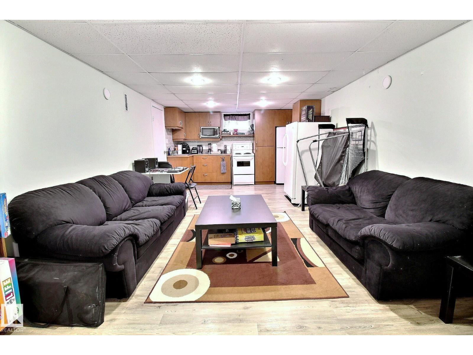 9743 65 AV NW - Image 30