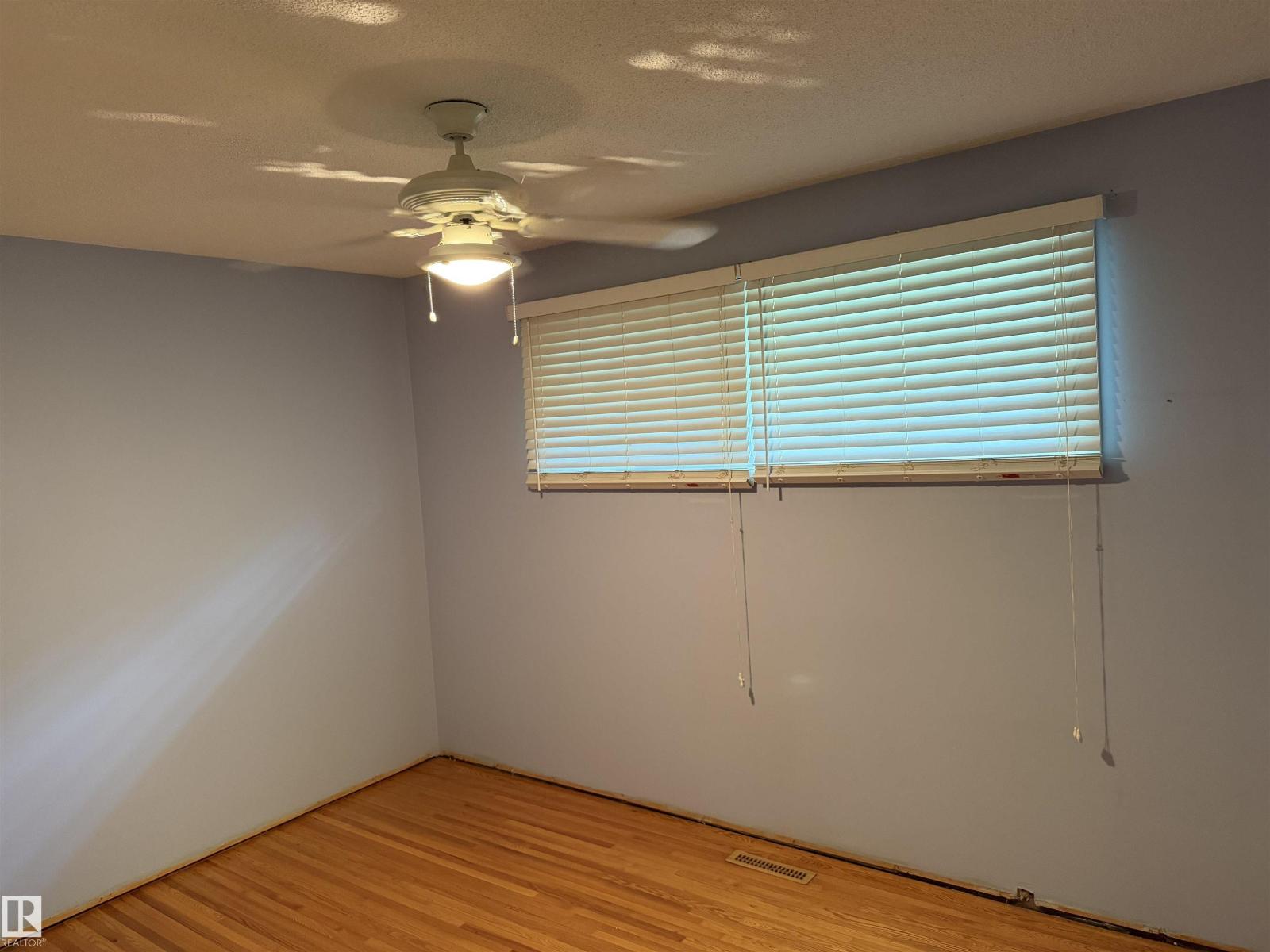 12124 51 ST NW - 9