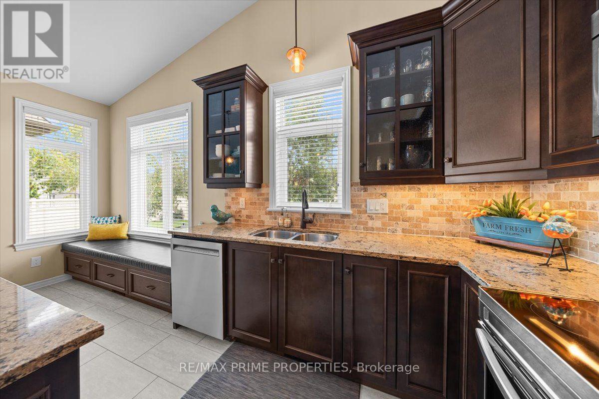 341 BOBOLINK RIDGE - Image 15