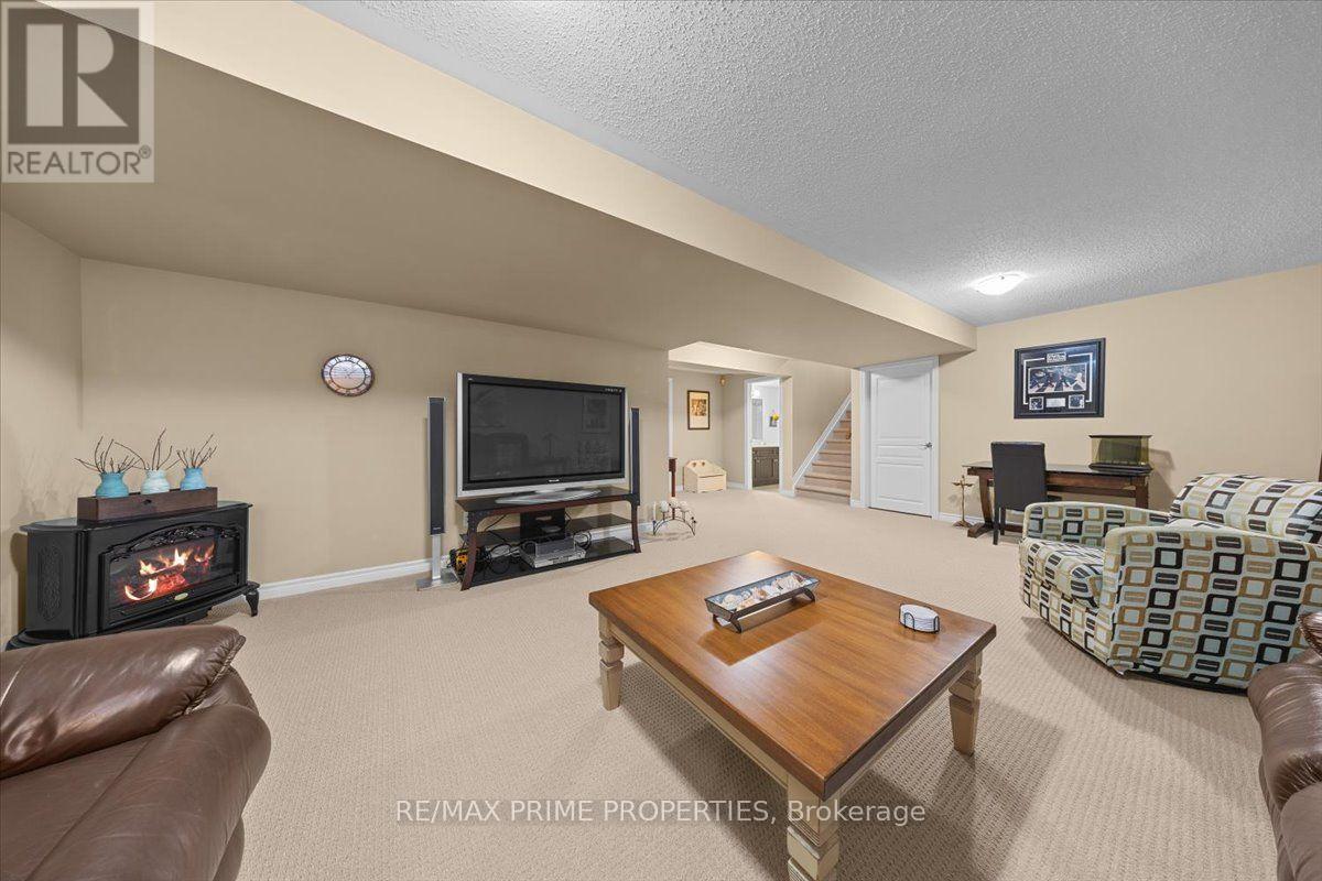 341 BOBOLINK RIDGE - Image 40