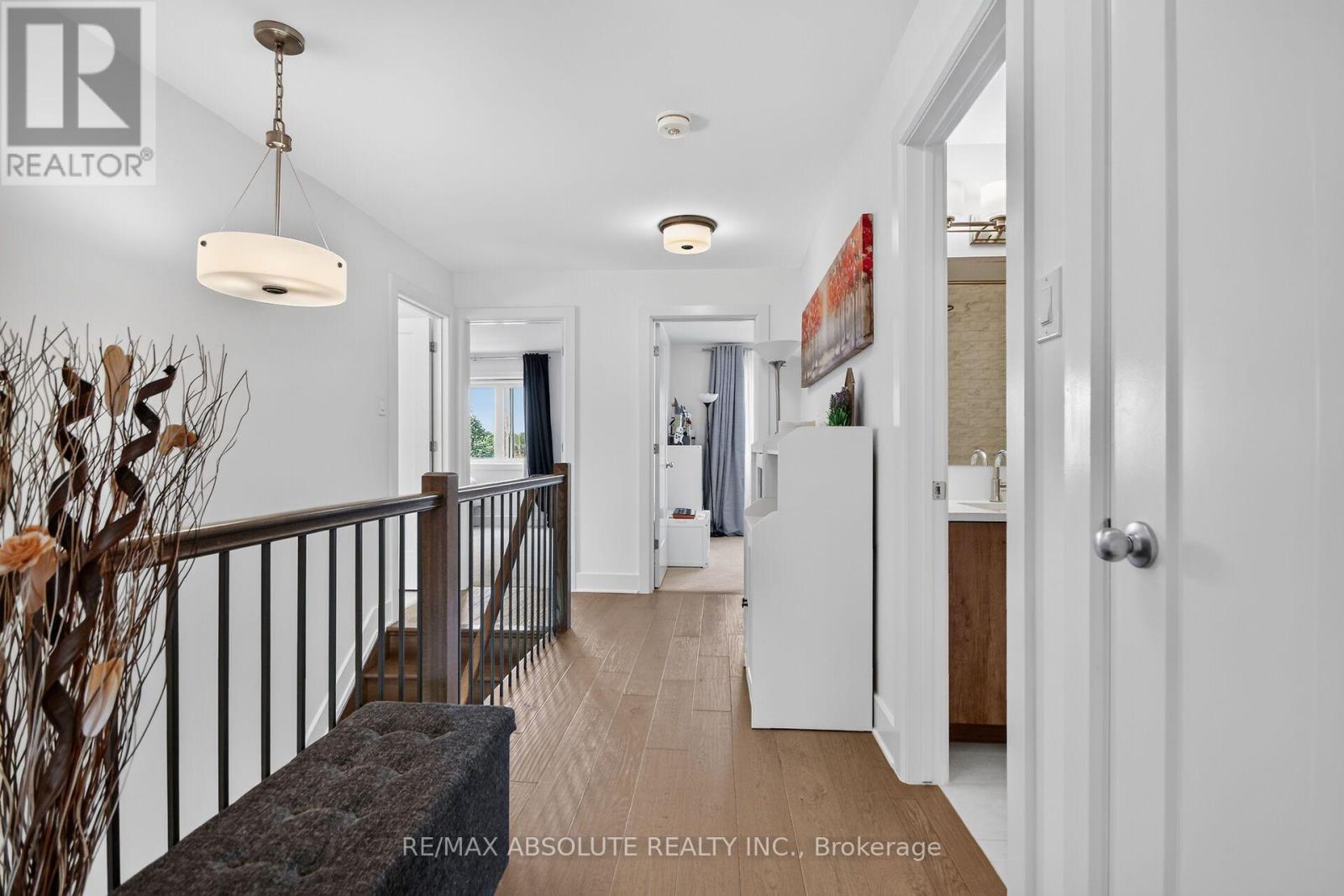 674 PARADE DRIVE - Image 26