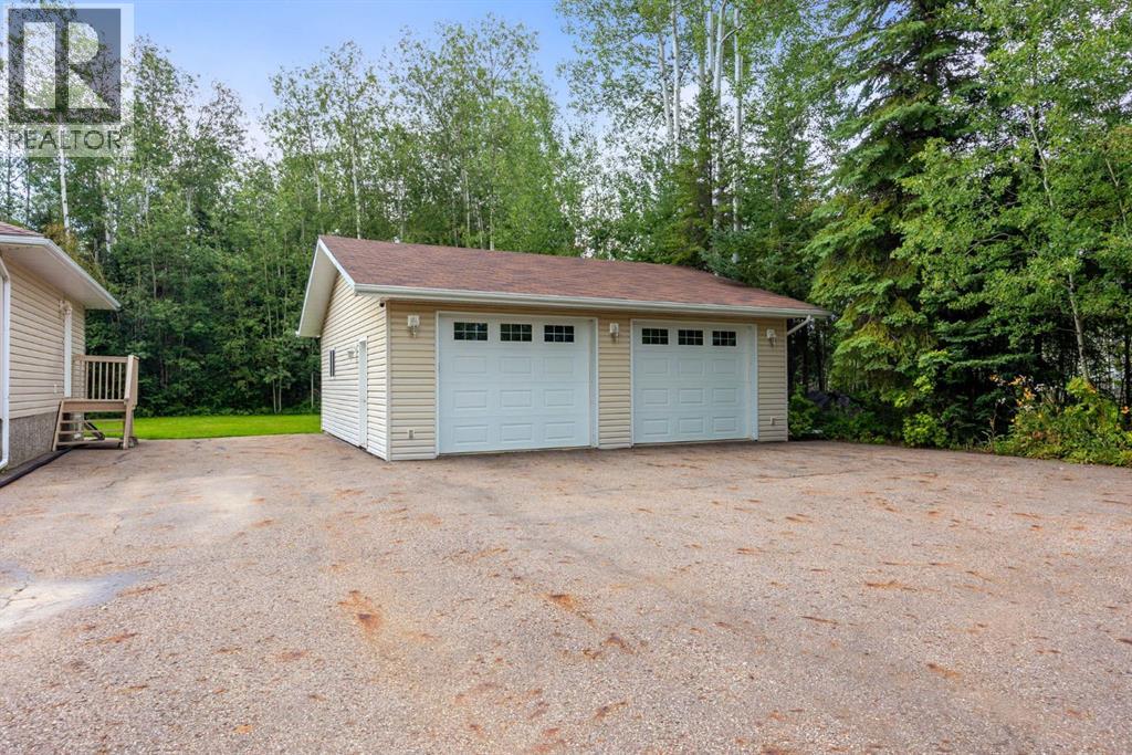 205 Cheecham Drive - 35