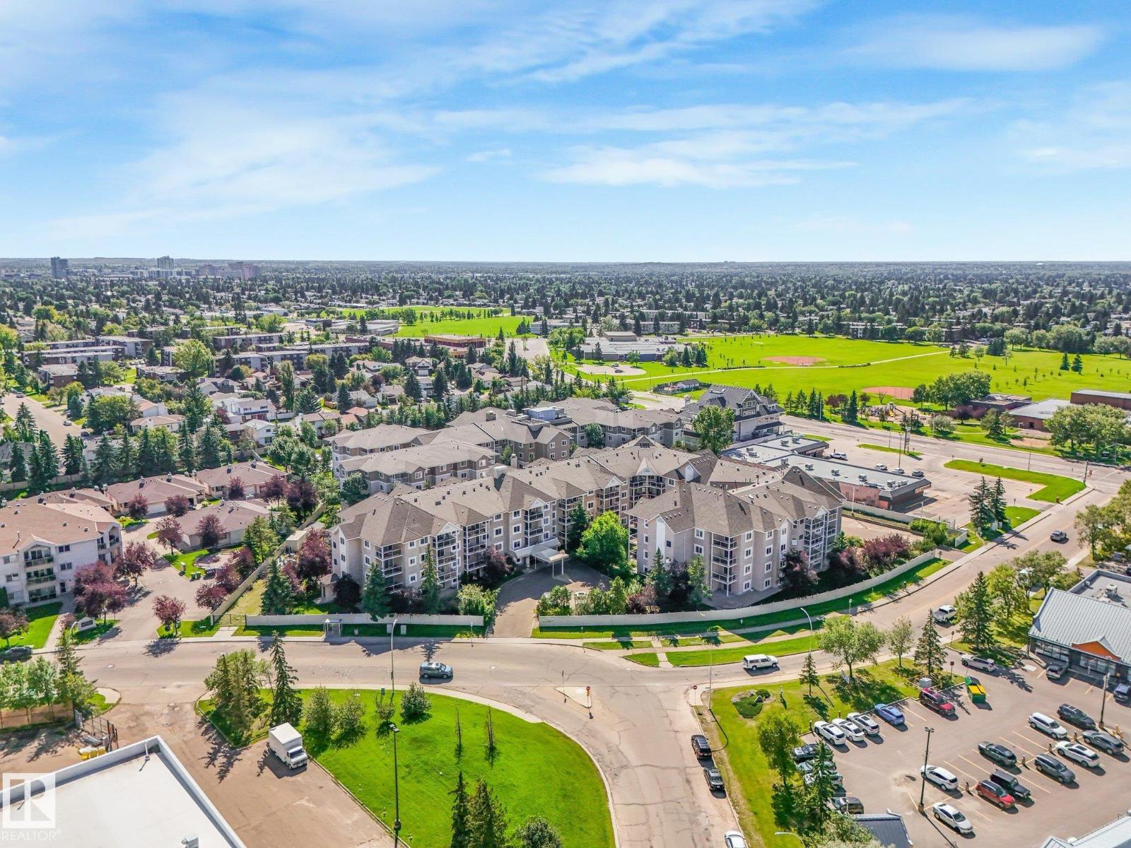 #114 10511 42 AV NW - Image 45