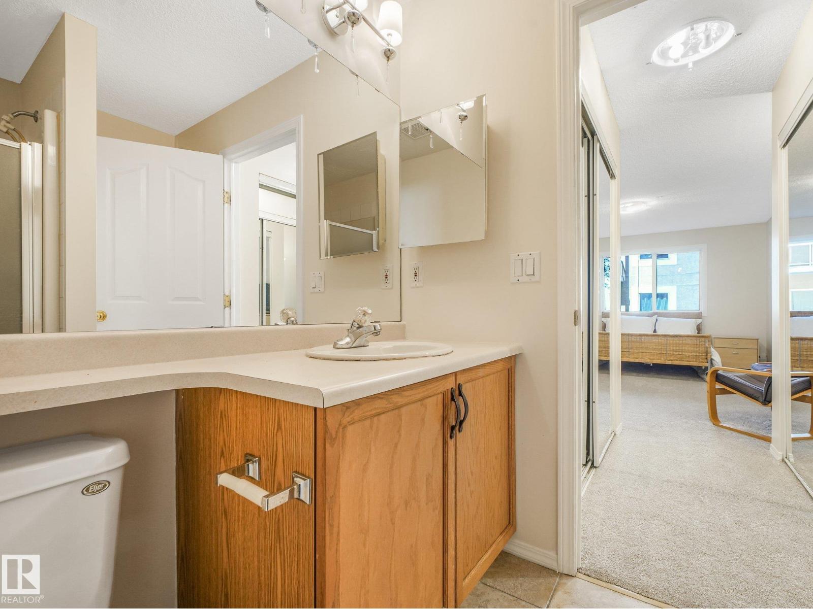 #114 10511 42 AV NW - 23