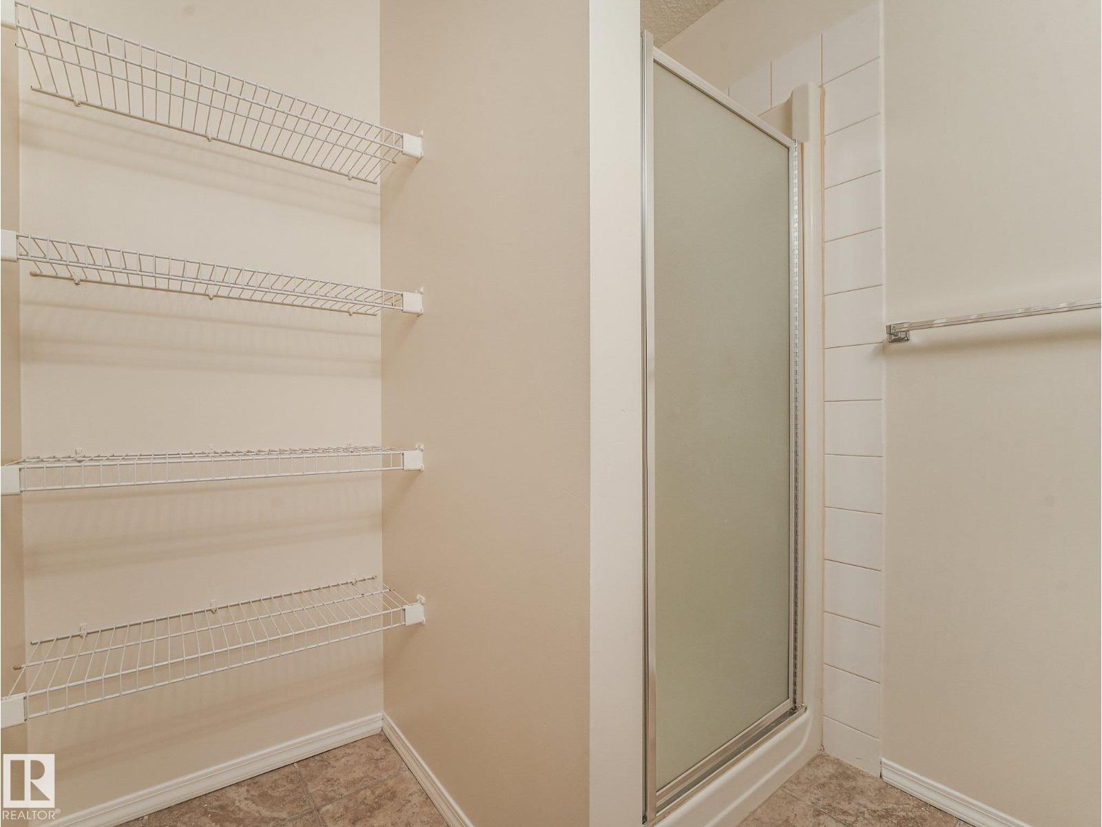 #114 10511 42 AV NW - Image 25