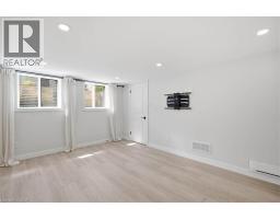 10 Cardinal Crescent N Unit# 2, Waterloo, ON N2J2E4 Photo 16