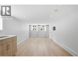 10 Cardinal Crescent N Unit# 2, Waterloo, ON N2J2E4 Photo 14