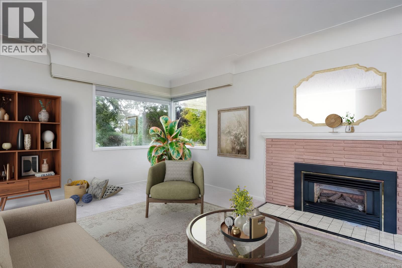 2541 Nottingham Rd, Oak Bay