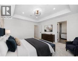 Bedroom - 124 Heritage Boulevard, Cochrane, AB T4C3G8 Photo 17