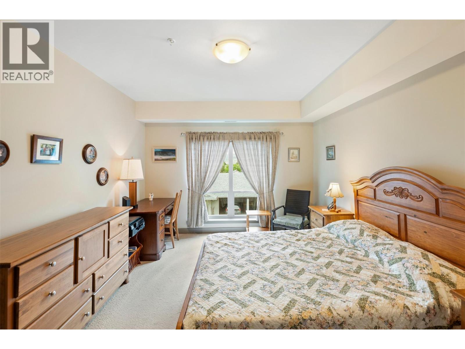 #204 873 Forestbrook Drive - 18