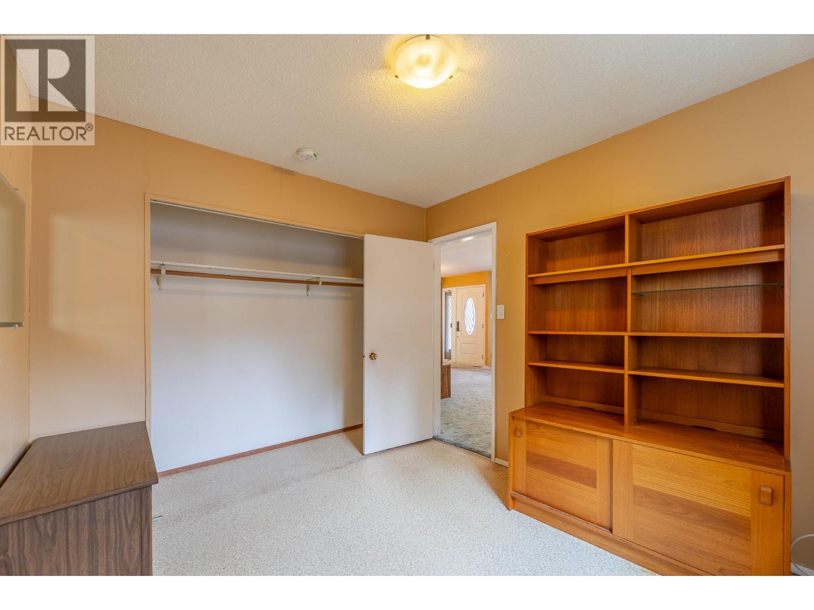 1530 Penticton Avenue, Penticton