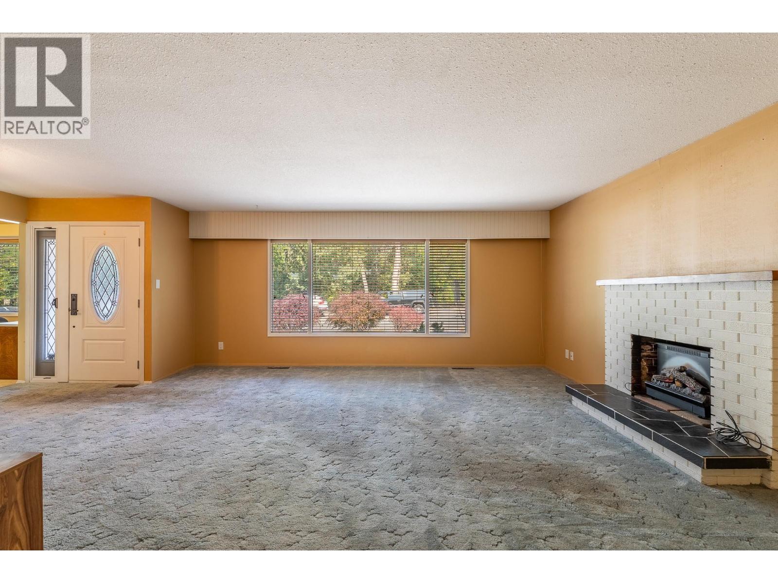 1530 Penticton Avenue, Penticton