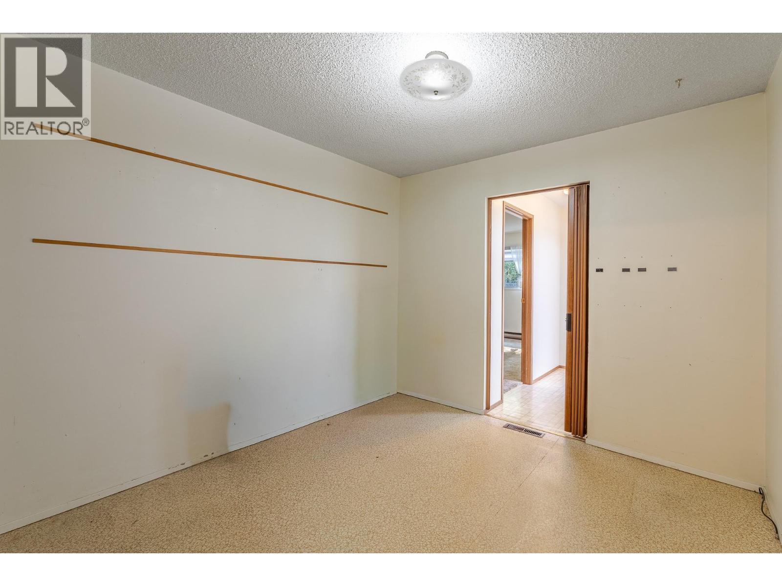 1530 Penticton Avenue, Penticton