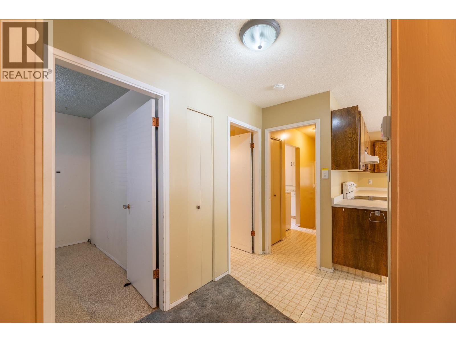 1530 Penticton Avenue, Penticton