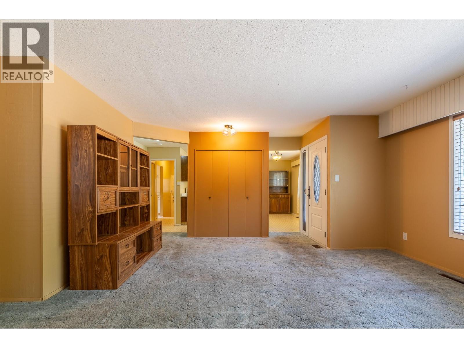 1530 Penticton Avenue, Penticton