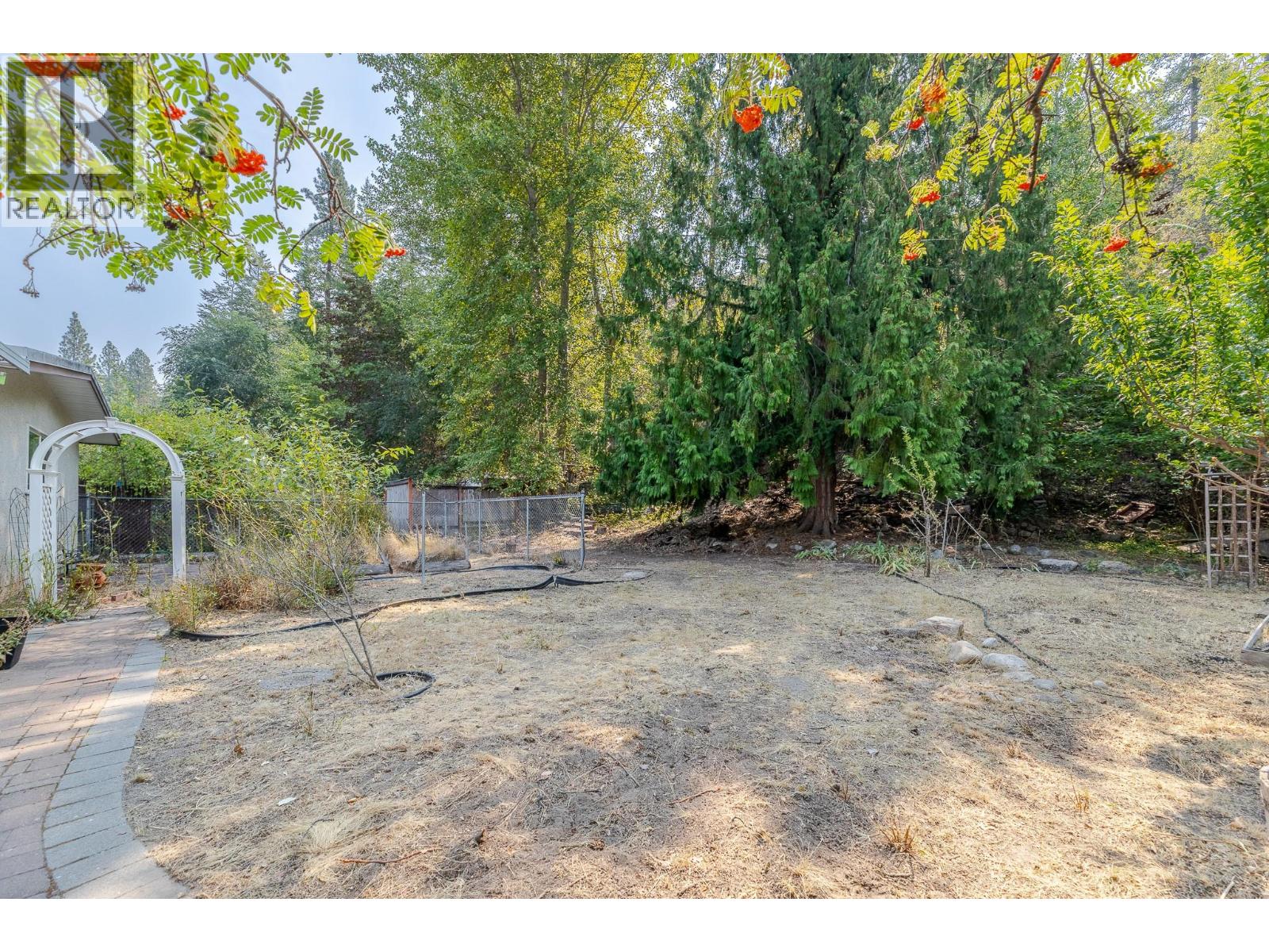 1530 Penticton Avenue, Penticton