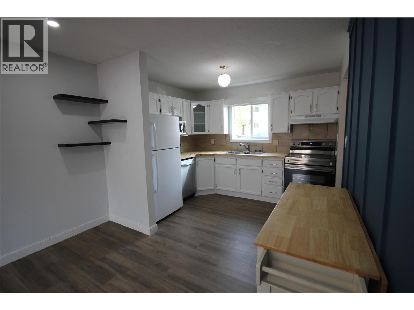 3004 SOUTH MAIN Street Unit# 104, Penticton