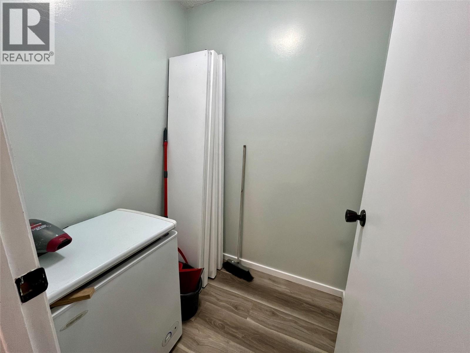 #111 320 Northgate Street - 11