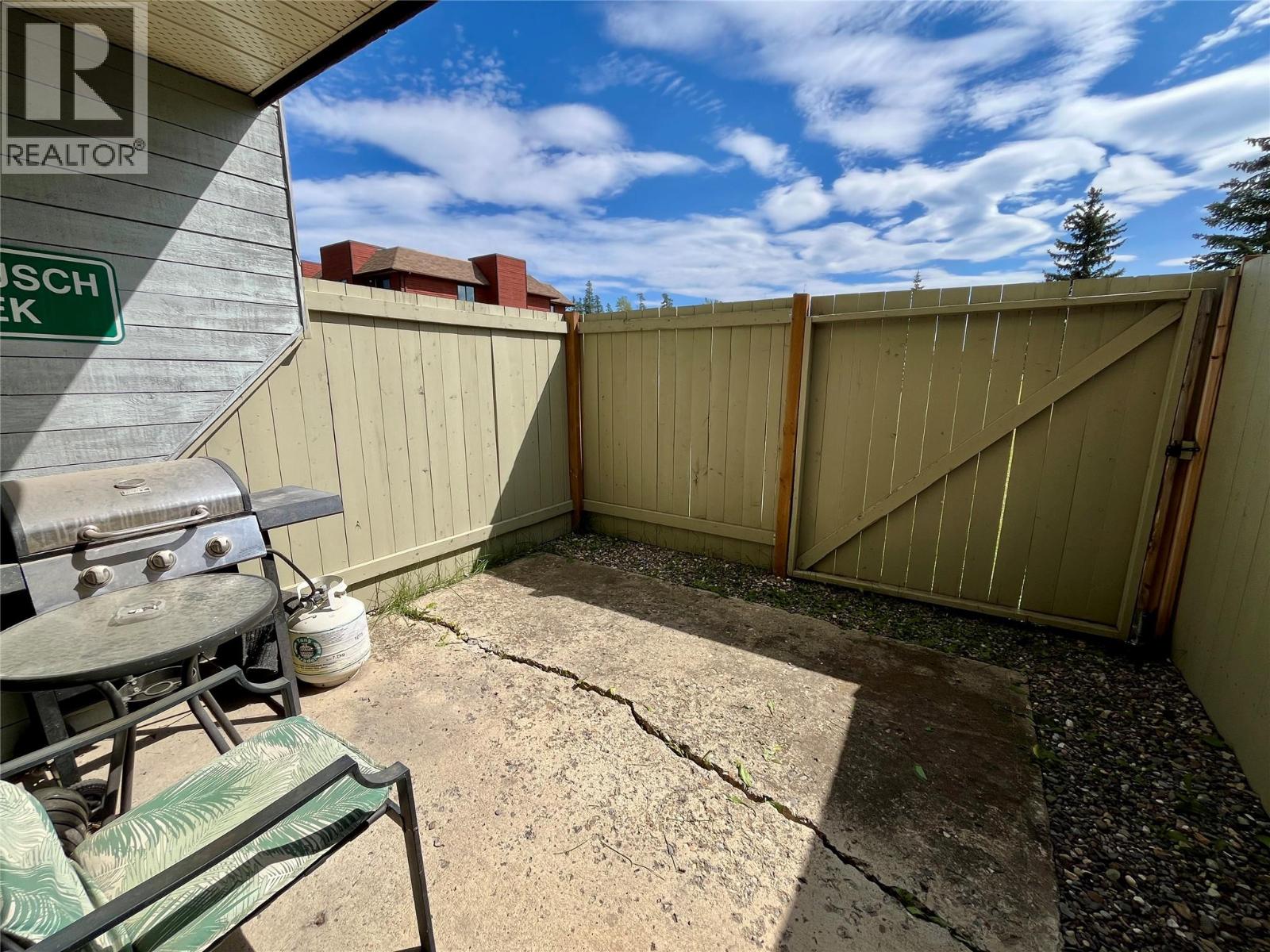 #111 320 Northgate Street - 15
