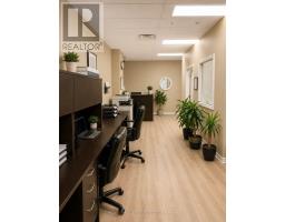 607 - 7191 Yonge Street, Markham, ON L3T2A9 Photo 8