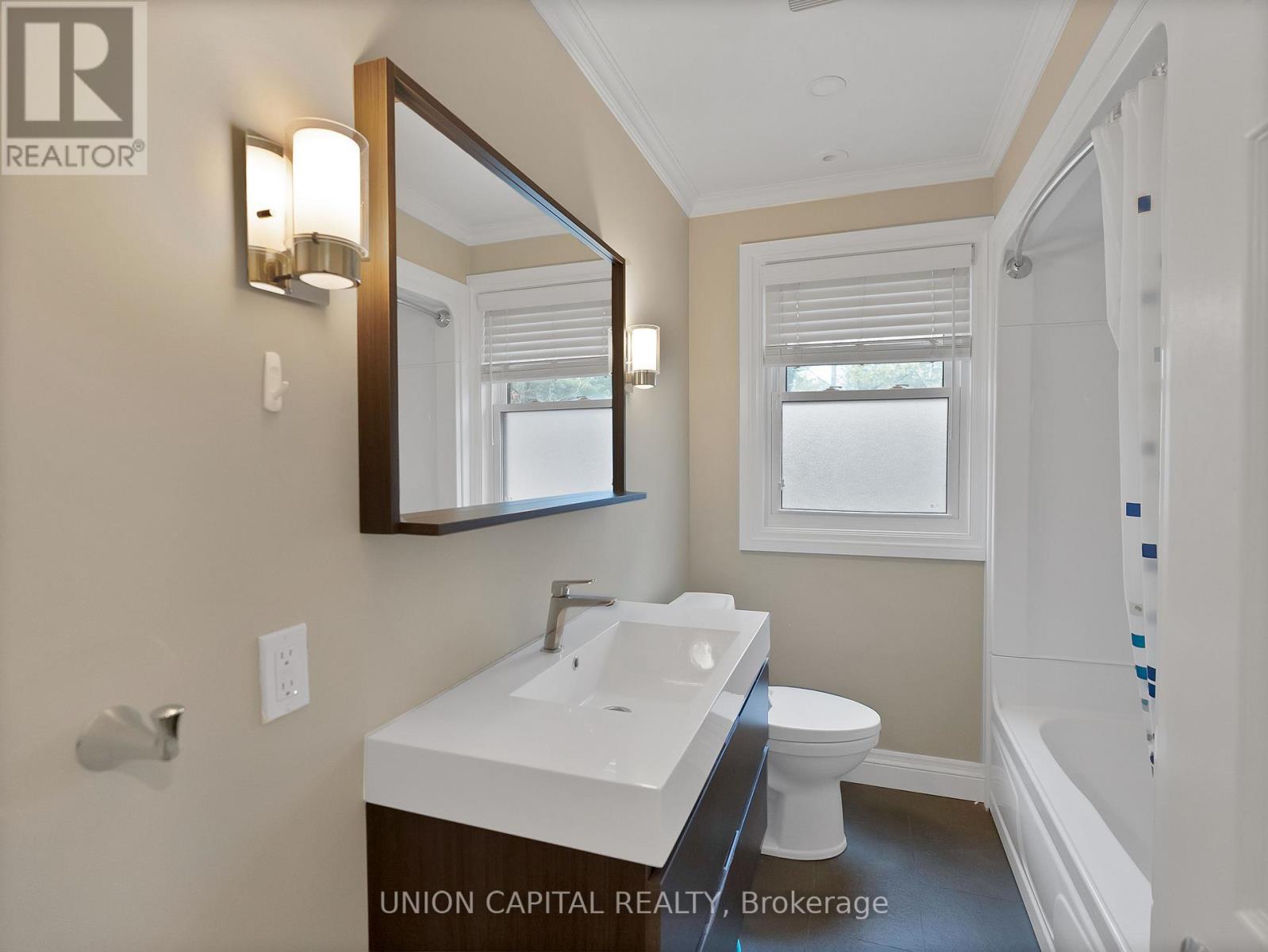 111 LIBBY BOULEVARD - 14