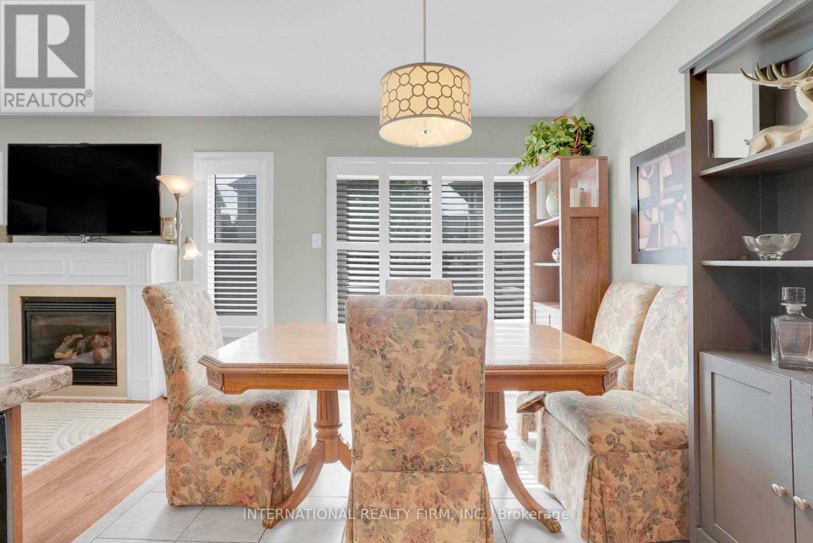 3 MAPLE CROWN TERRACE - 17