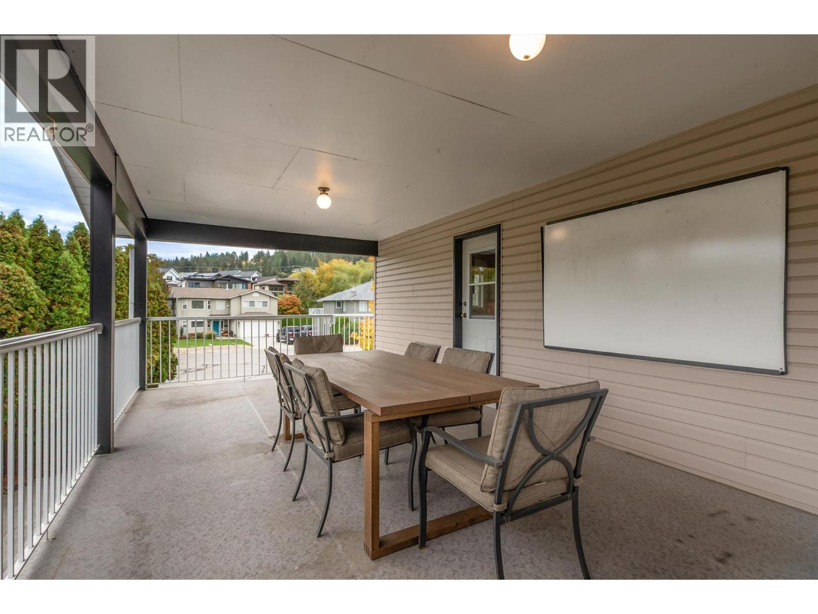 790 Torrs Court, Kelowna