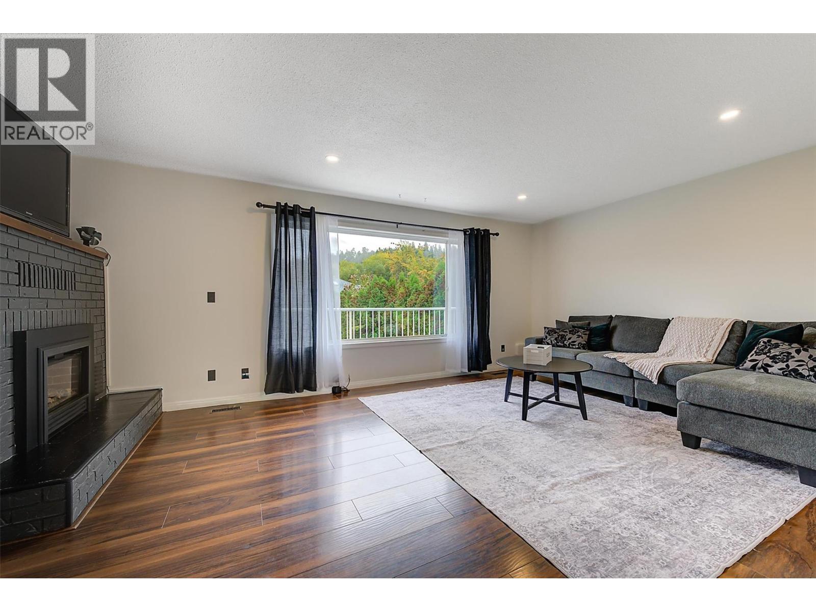  790 Torrs Court, Kelowna