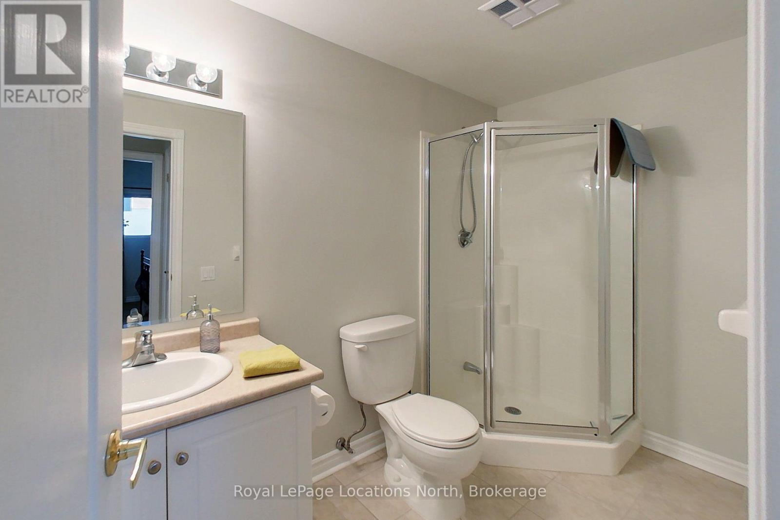 #208 34 BAYFIELD STREET - 23