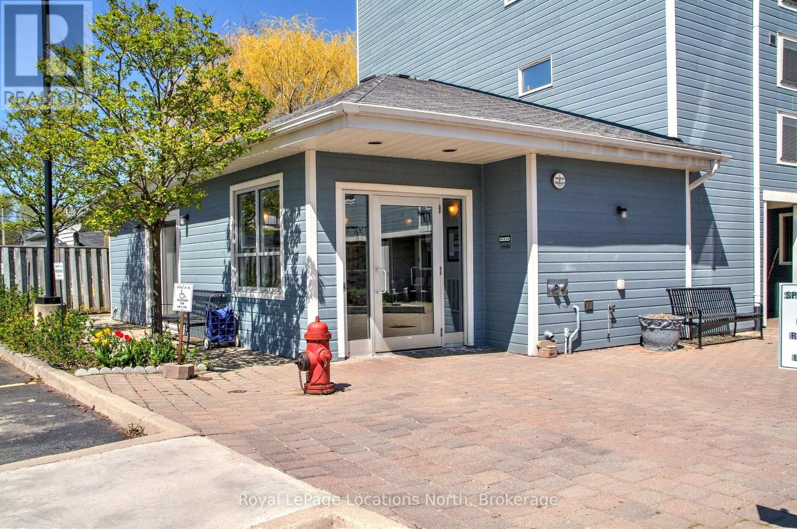 #208 34 BAYFIELD STREET - 4